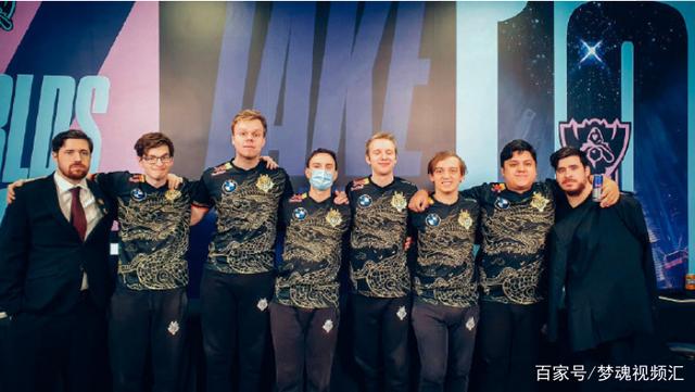 官方：切尔西签下21岁曼联边锋加纳乔 转会费4000万镑