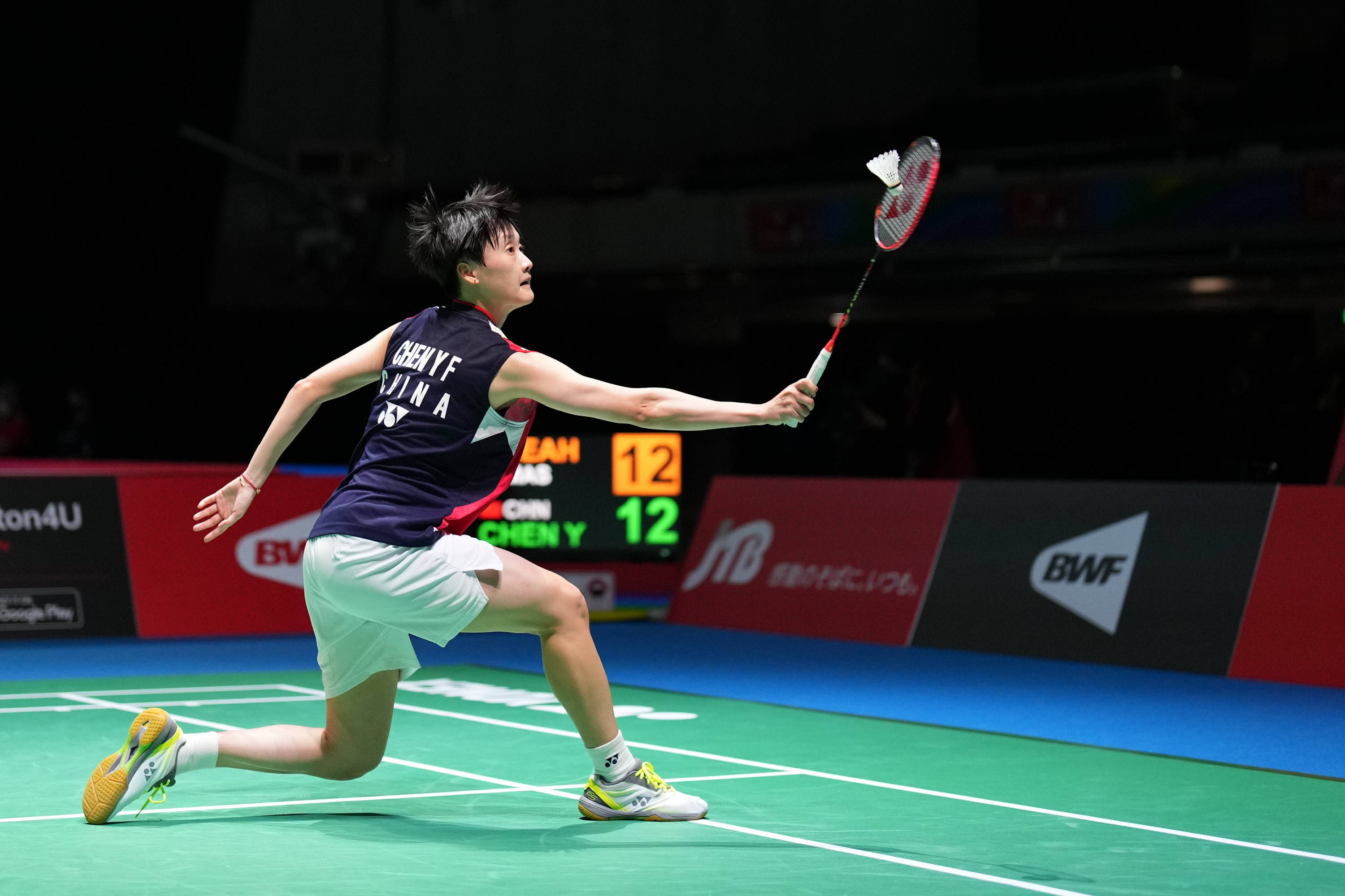 楚阿梅尼：从伯纳乌嘘声到法国队核心的蜕变