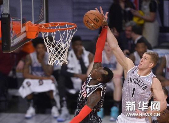 曼联与19岁边锋已达成协议：心理价4000万欧，葡萄牙体育索要6000万