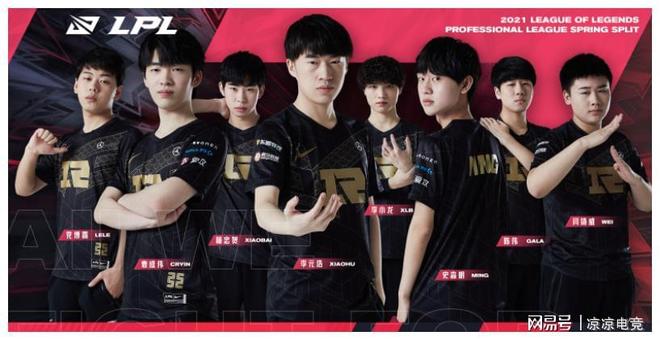 等等，这是NAVI时代在 CS2 ？一直都是